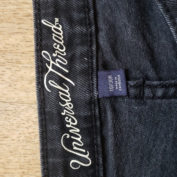 High Rise Shorts - Picture 3 of 5